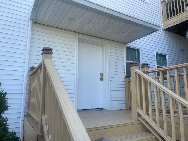 1718 Linden Ave - Photo 2 of 15