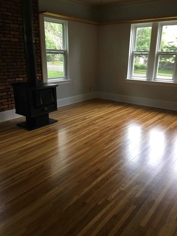 2417 E 3rd St #2 - Photo 4 of 27