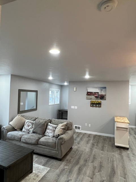 10635 Woodchuck Ln Se - Photo 3 of 19