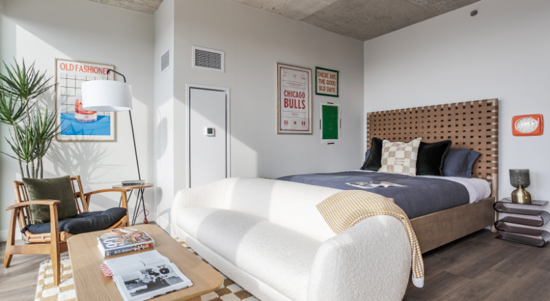 1125 West Carroll Avenue - Photo 3 of 16