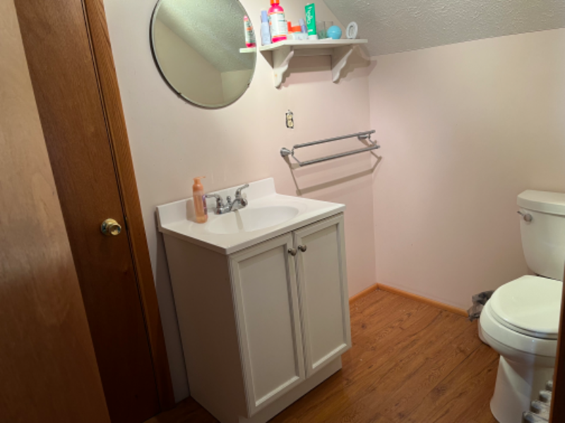 1466 Philadelphia St - Photo 2 of 18