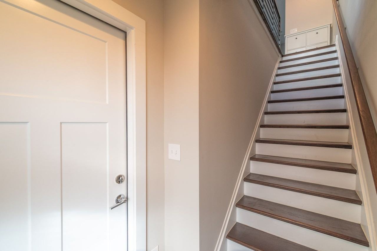 439 Southend Crossing Ln - Photo 5 of 38