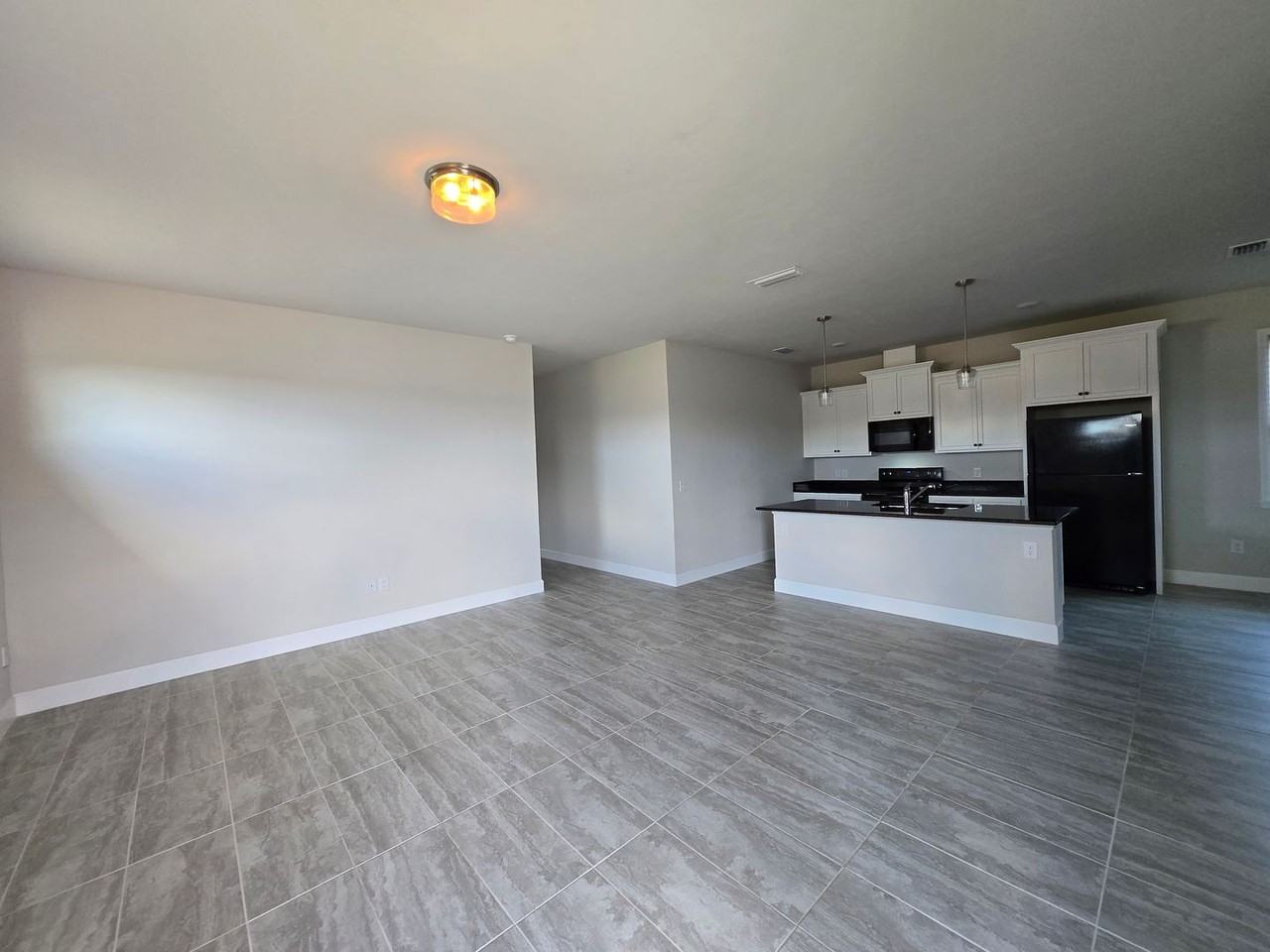 24422 Sw 18th Ln - Photo 3 of 19