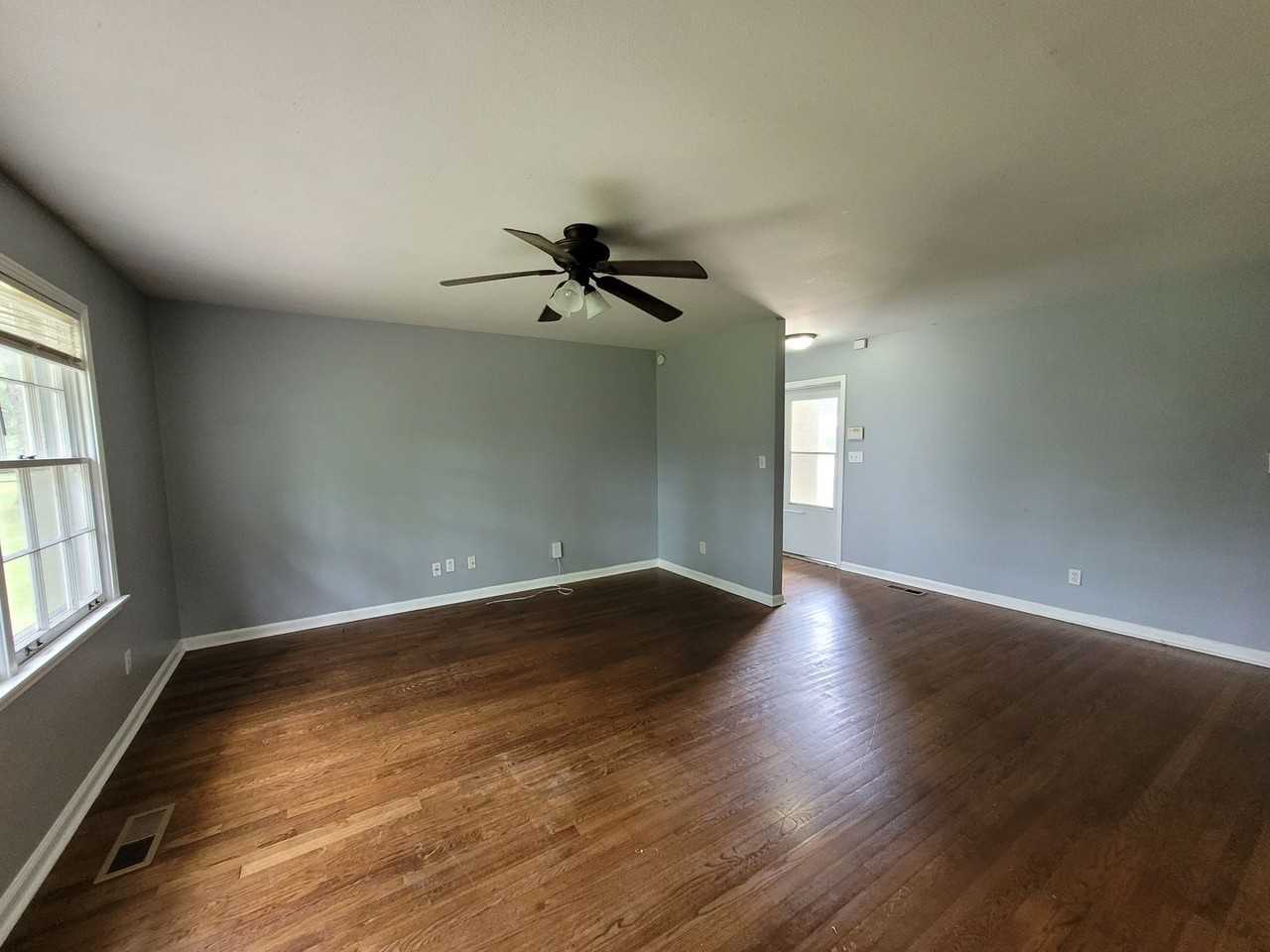 4611 Daugette Dr Nw - Photo 5 of 17