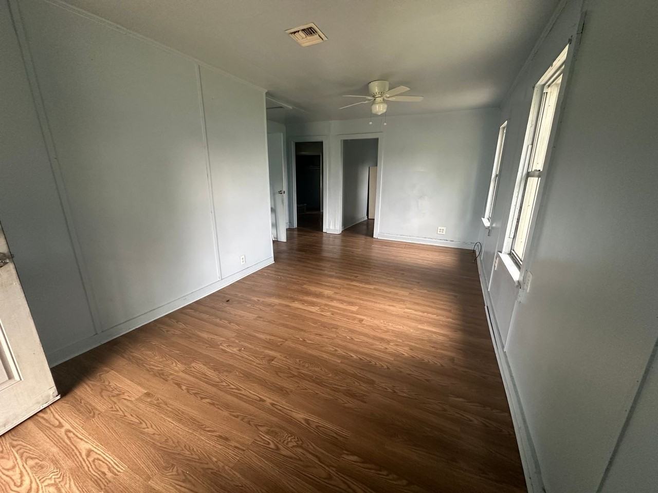 1205 S Magnolia St - Photo 3 of 12