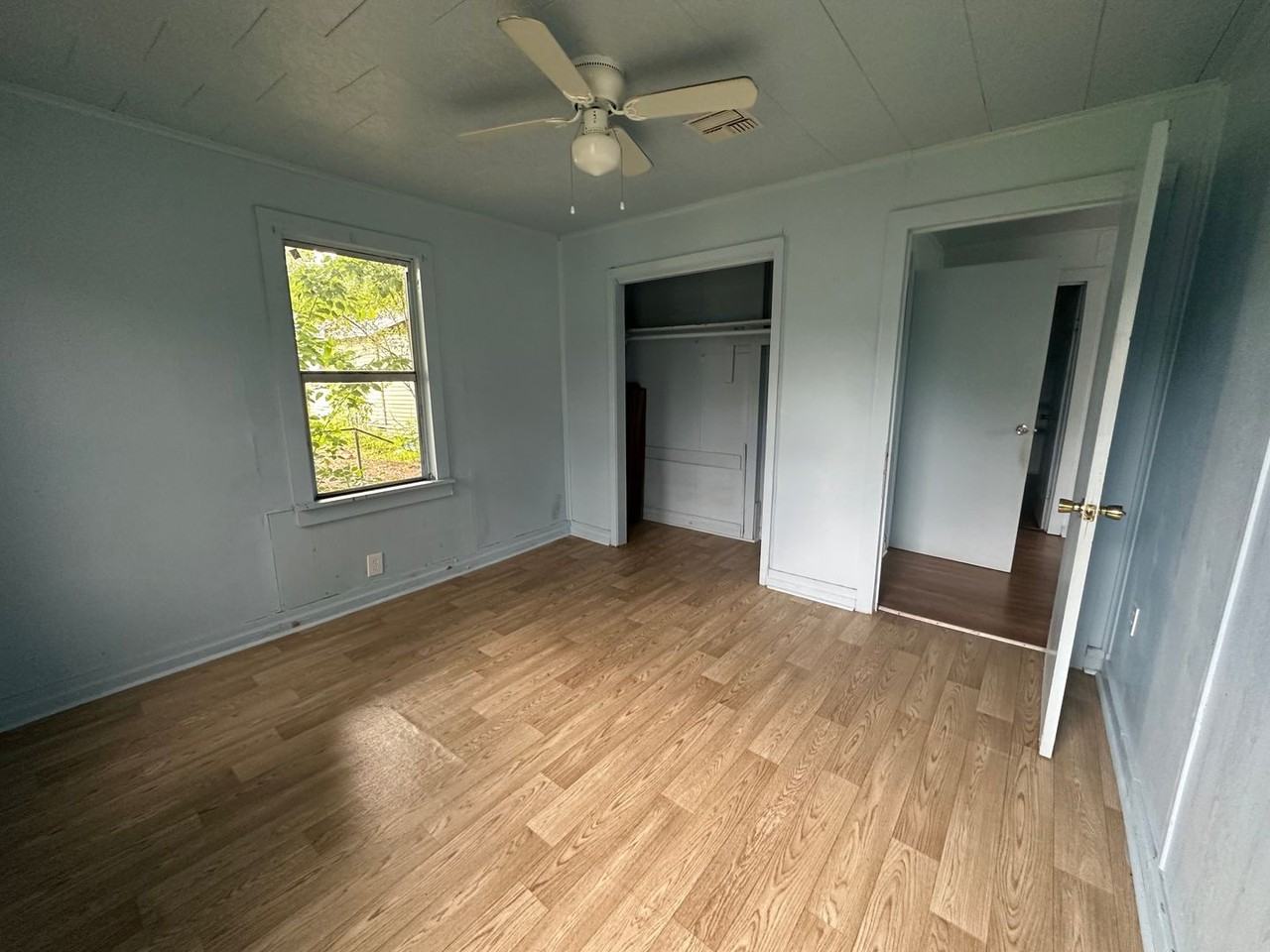 1205 S Magnolia St - Photo 4 of 12