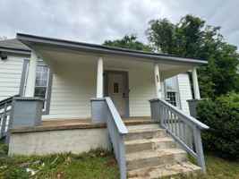 featured image of 185 S Rocksprings St