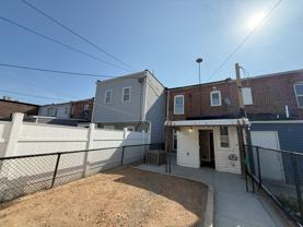 422 N East Ave - Photo 1 of 1