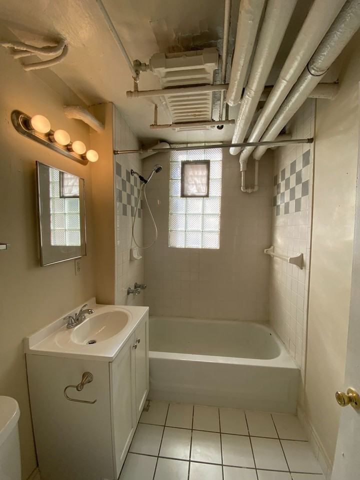 1318-20 Van Buren - Photo 4 of 41