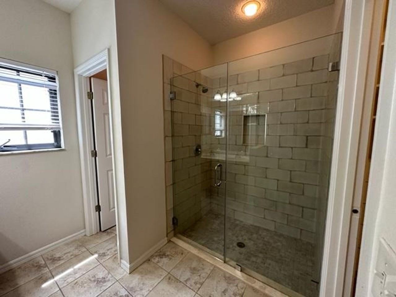 906 Pawstand Rd - Photo 7 of 29