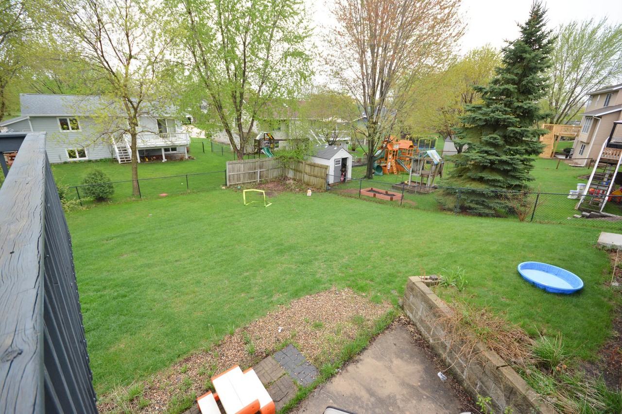 6022 Hillsboro Ln Nw - Photo 3 of 17