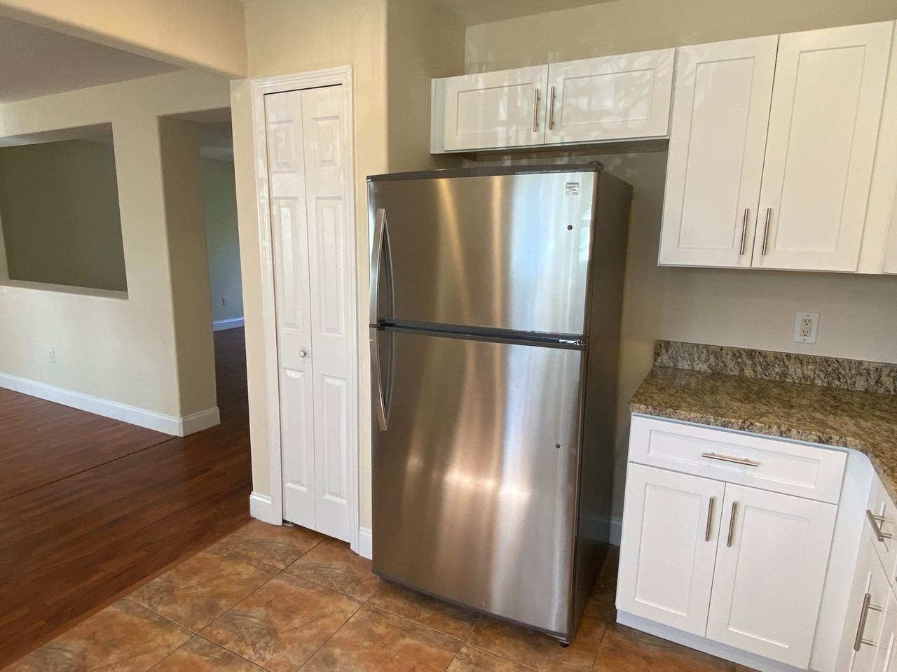 1203 Madeira Key Way - Photo 6 of 23