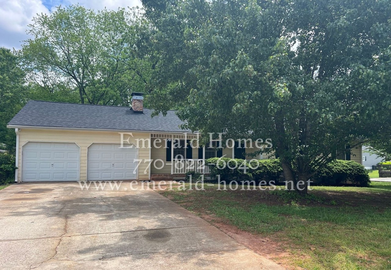 1250 Eli Ln