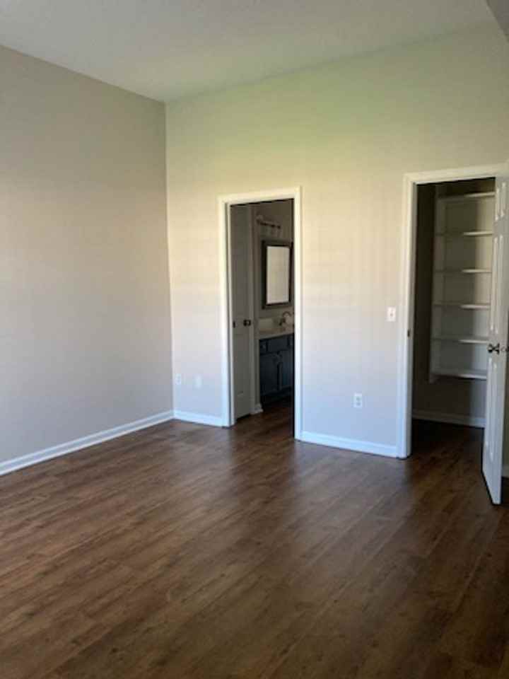 8446 8446 Vilburnum Court - Photo 5 of 11