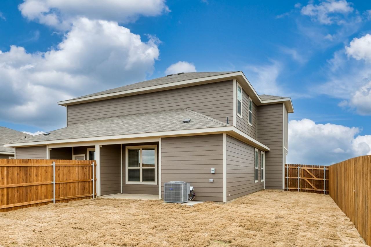 601 Fallow Dr - Photo 3 of 20