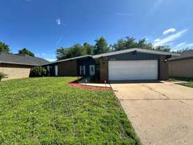 11004 Nw 115th St - Photo 1 of 1