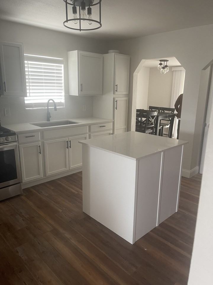 504 Mckinney Ave #NA - Photo 3 of 12