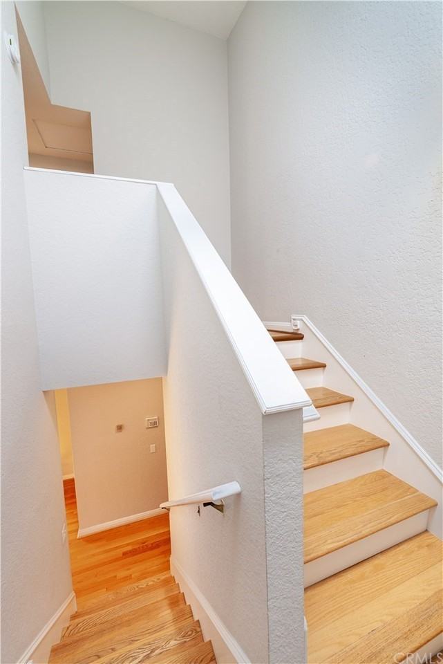 2421 Vanderbilt Ln #NA - Photo 6 of 22