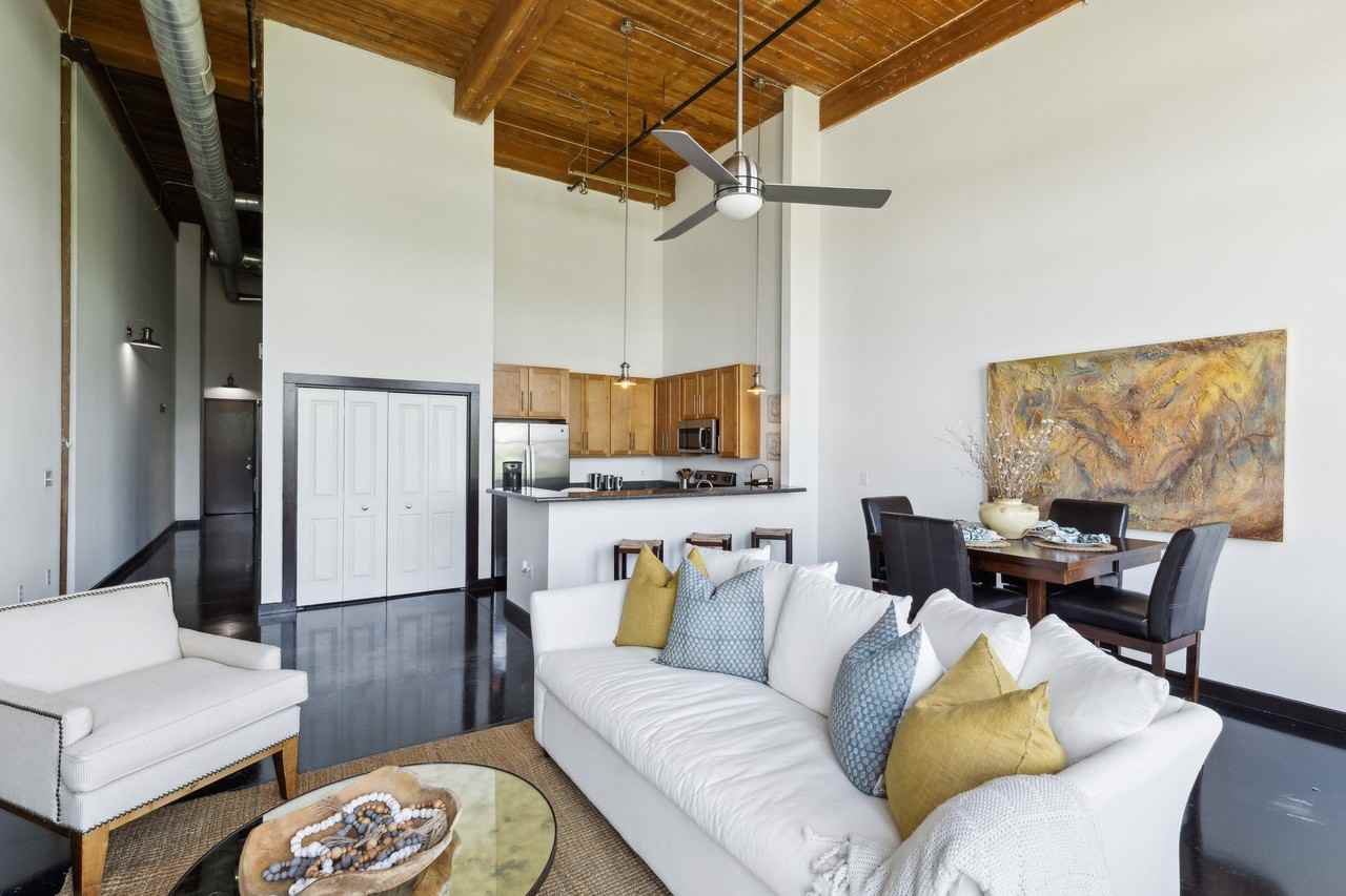 The Lofts of Greenville - Photo 3 of 32