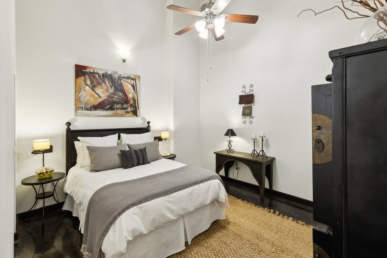 The Lofts of Greenville - Photo 5 of 32