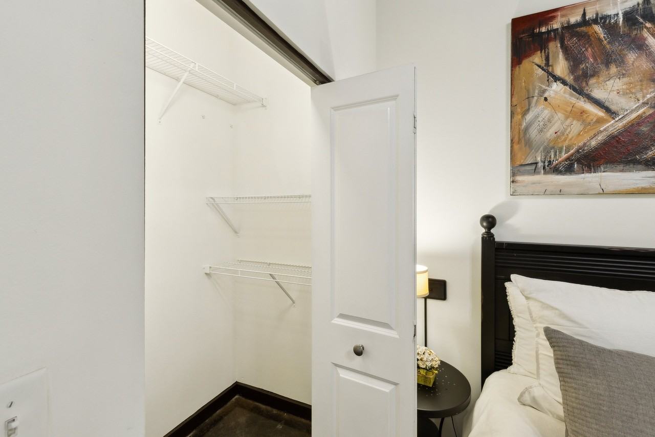 The Lofts of Greenville - Photo 7 of 32