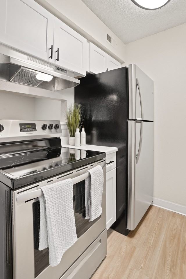 Proximity Apartment Homes - Photo 5 of 25