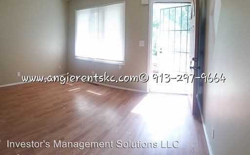 4510 E 40th St - Photo 3 of 9