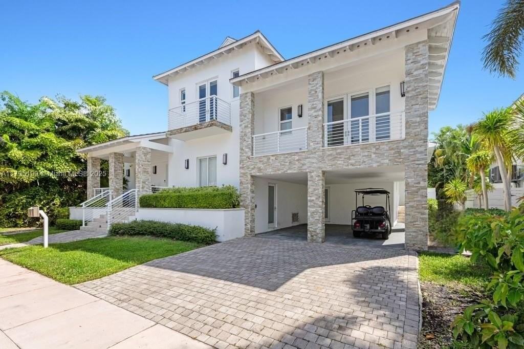 689 Glenridge Rd #0 - Photo 2 of 48