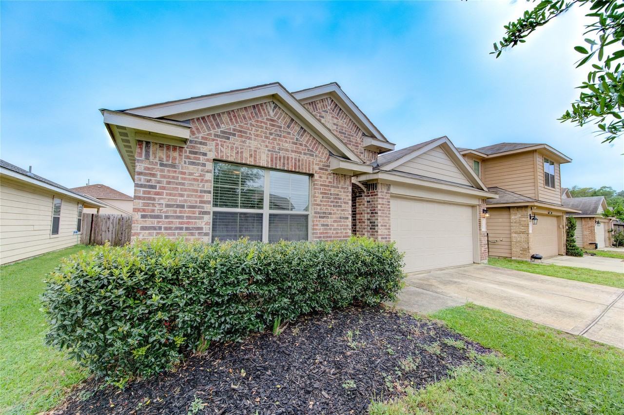 2019 Louetta Stream Way - Photo 2 of 42