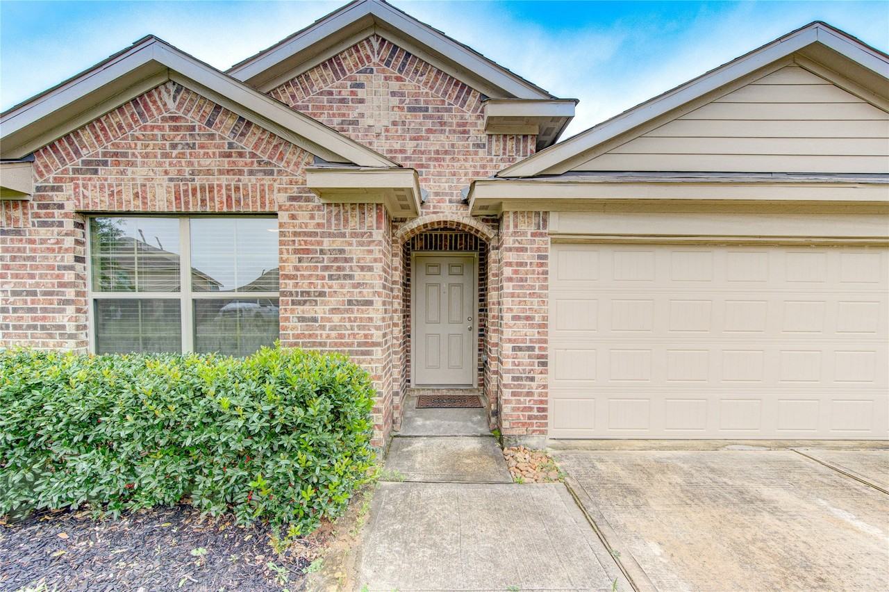 2019 Louetta Stream Way - Photo 4 of 42