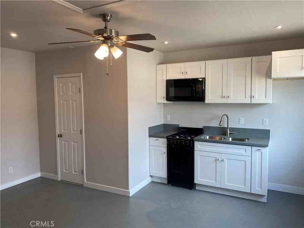 8251 Mission Boulevard - Photo 2 of 4