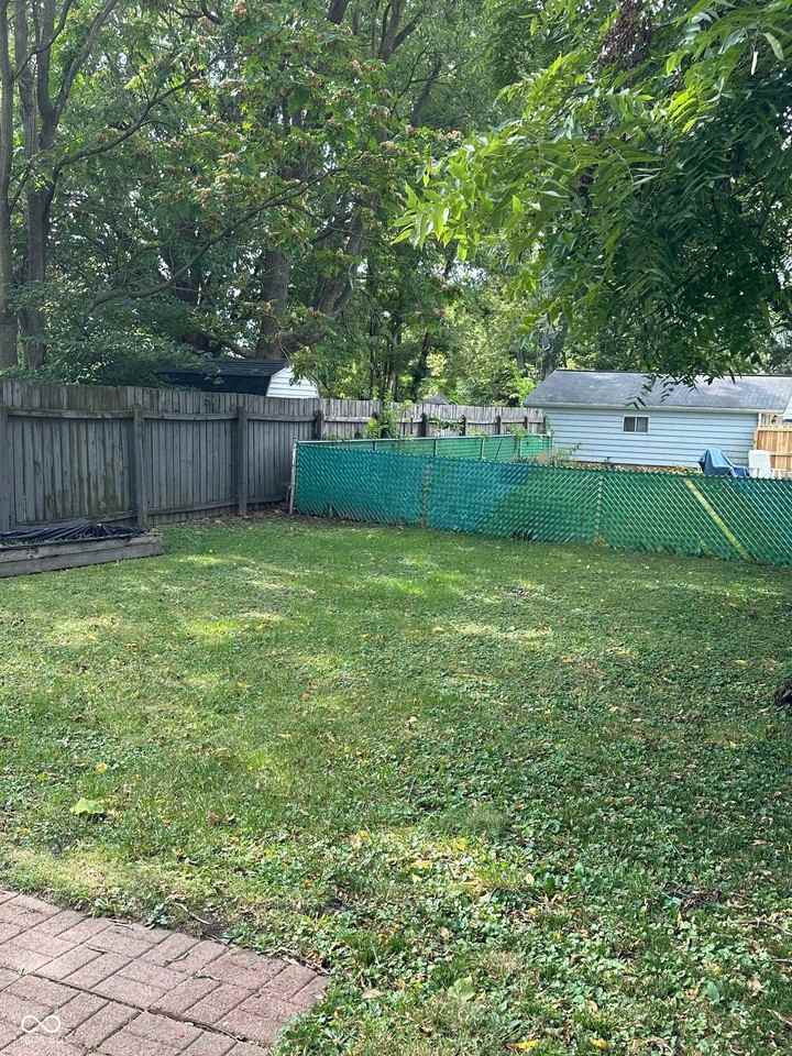 504 Elm St - Photo 4 of 21