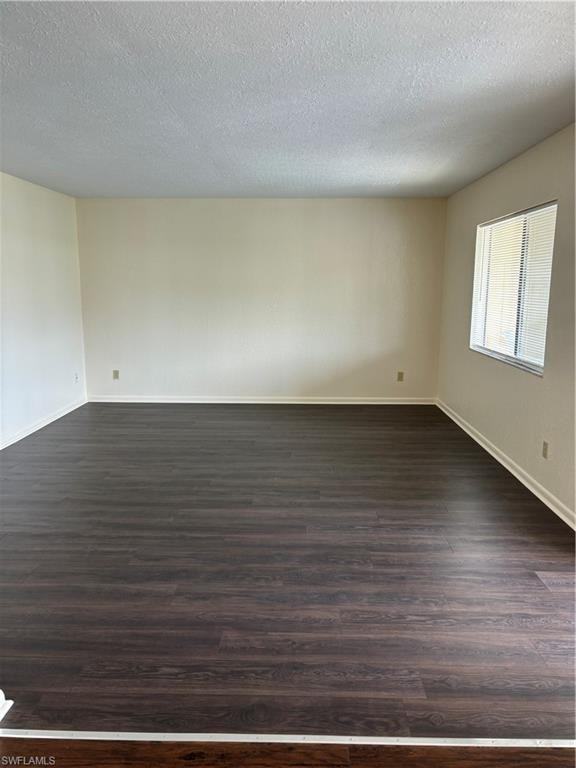 4625 Bayshore Dr ##D10 - Photo 5 of 14