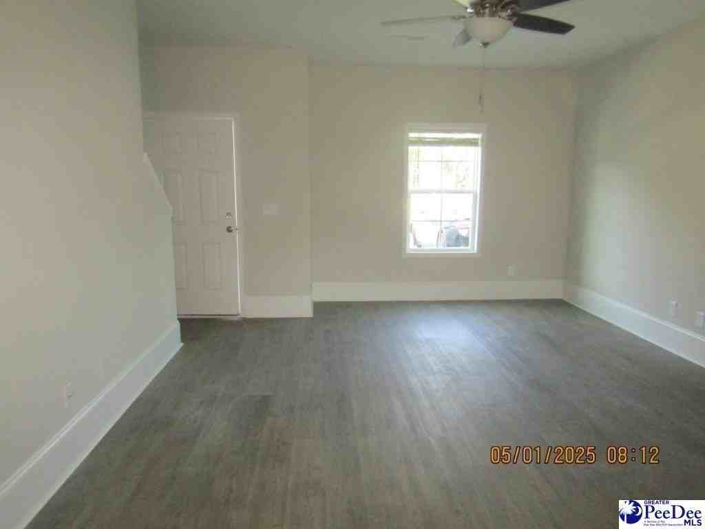 467 3rd Loop Rd - Photo 3 of 12