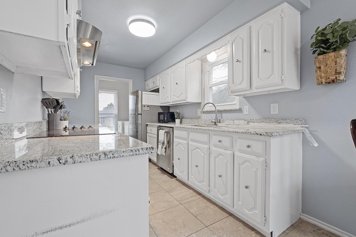 Woodmeadow Ct - Photo 3 of 7