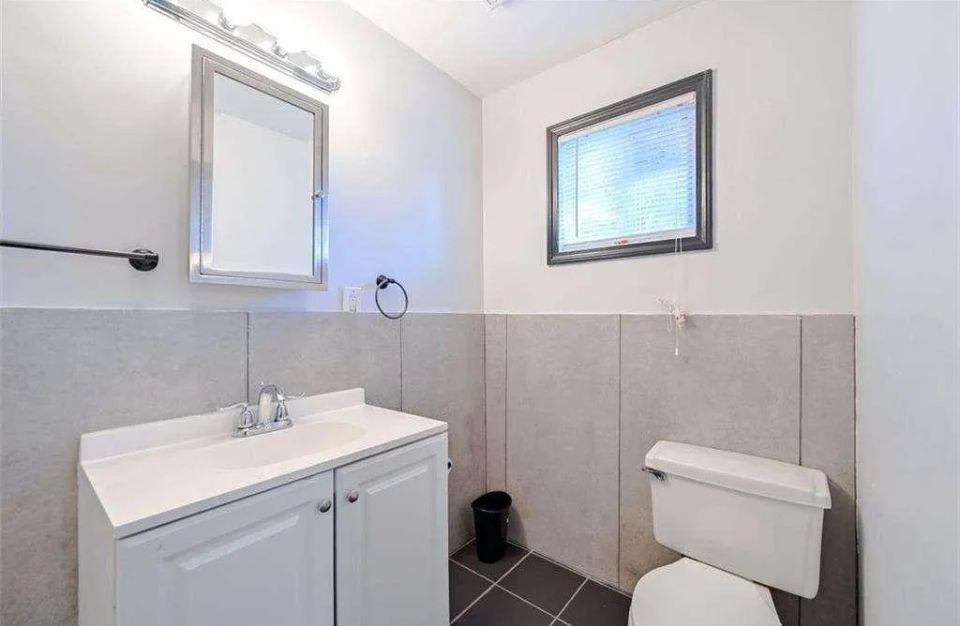 Bonneville Ter Nw - Photo 7 of 11