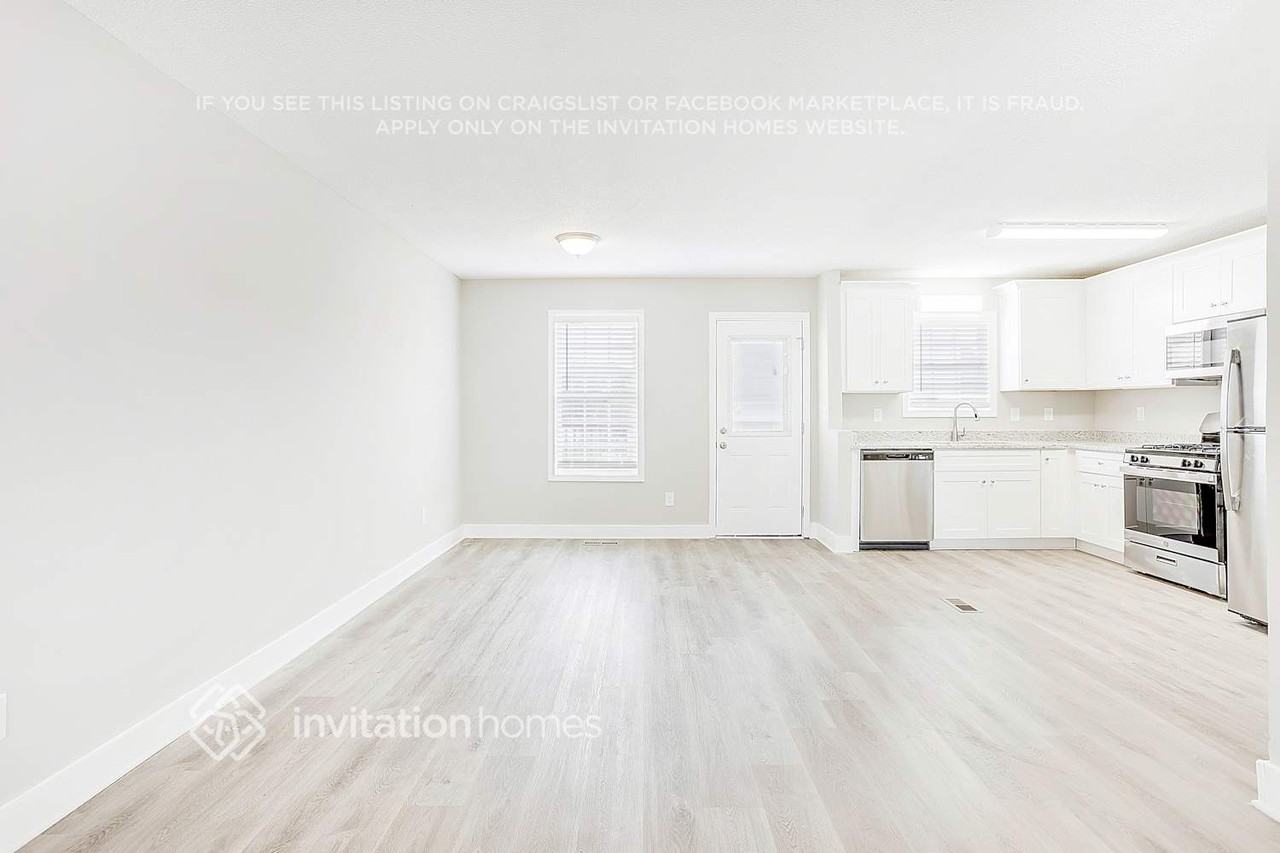 500 Weston Ct - Photo 7 of 26