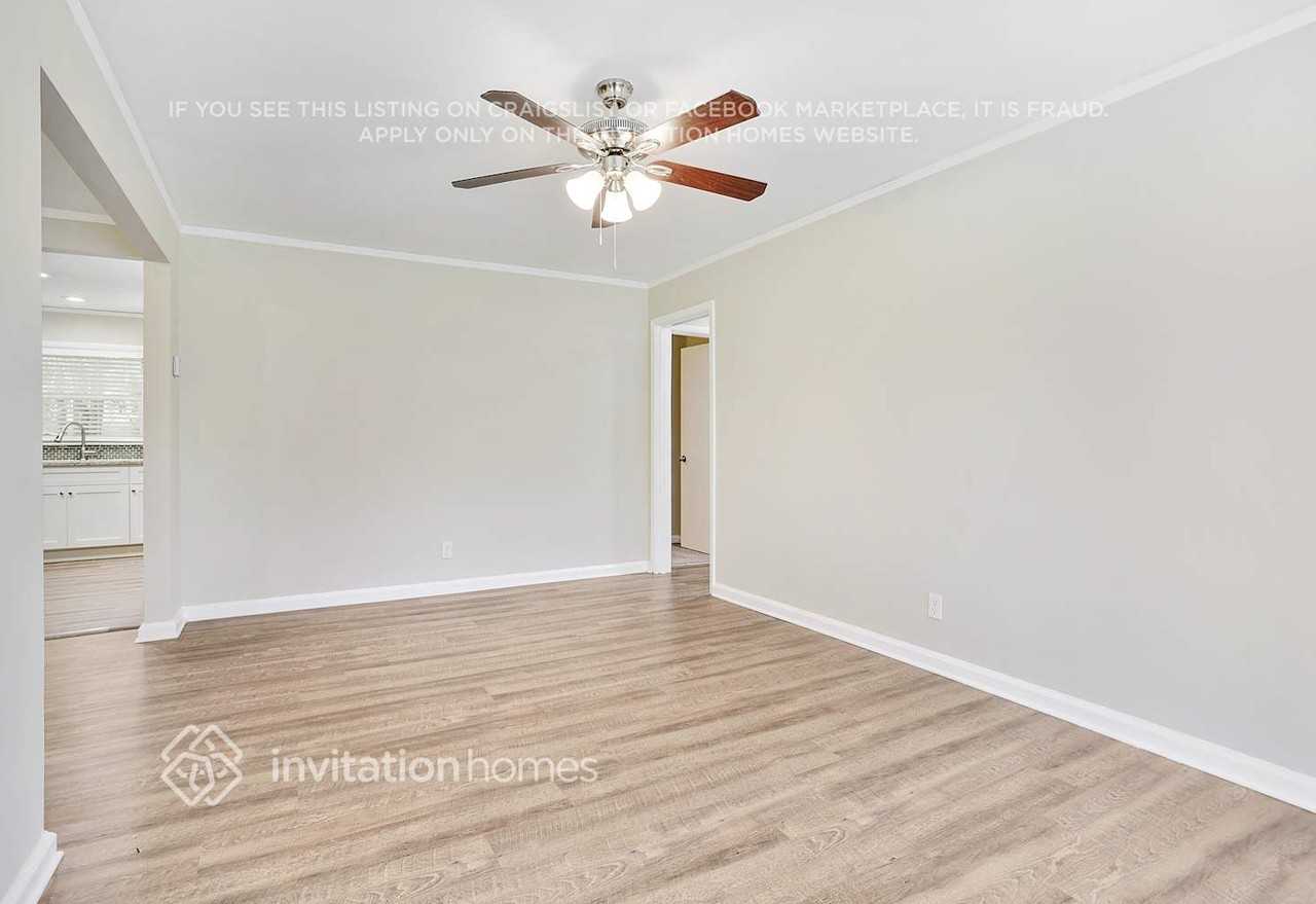 2393 Ousley Ct - Photo 2 of 17