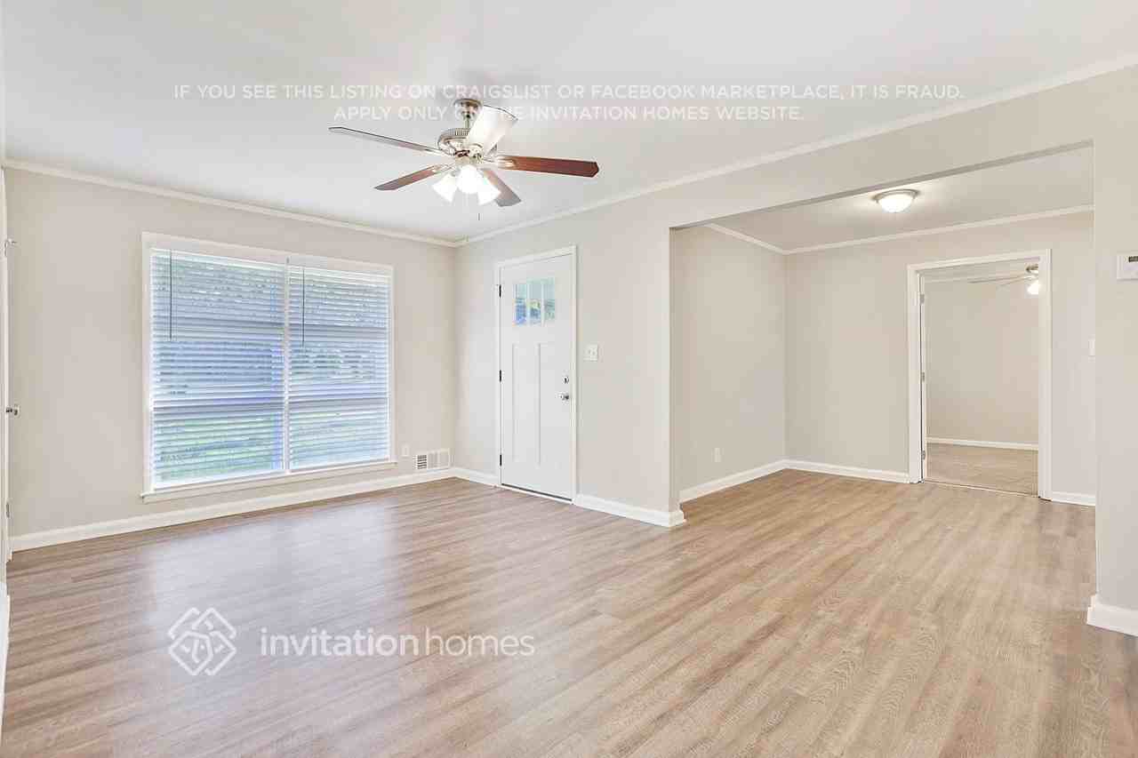 2393 Ousley Ct - Photo 3 of 17