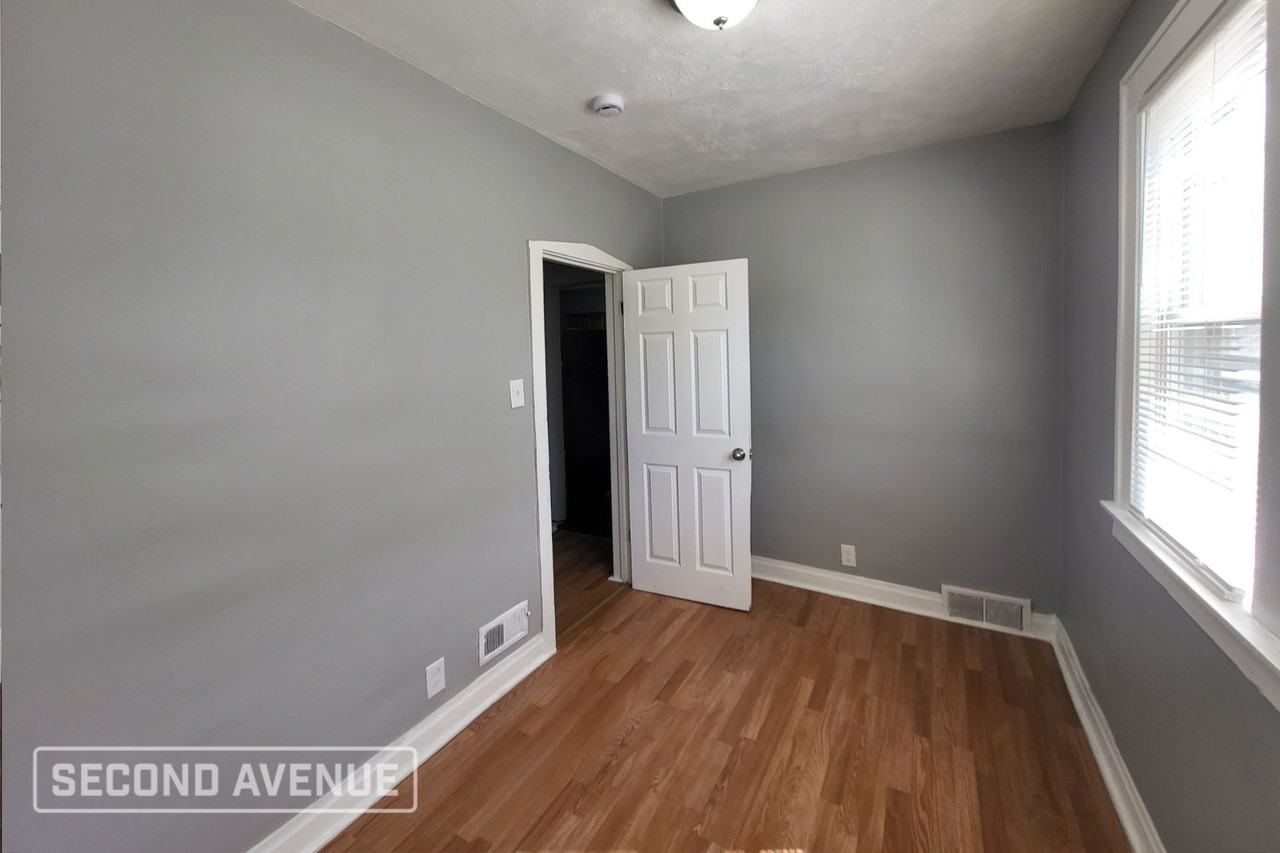 43 W 125th St - Photo 4 of 8