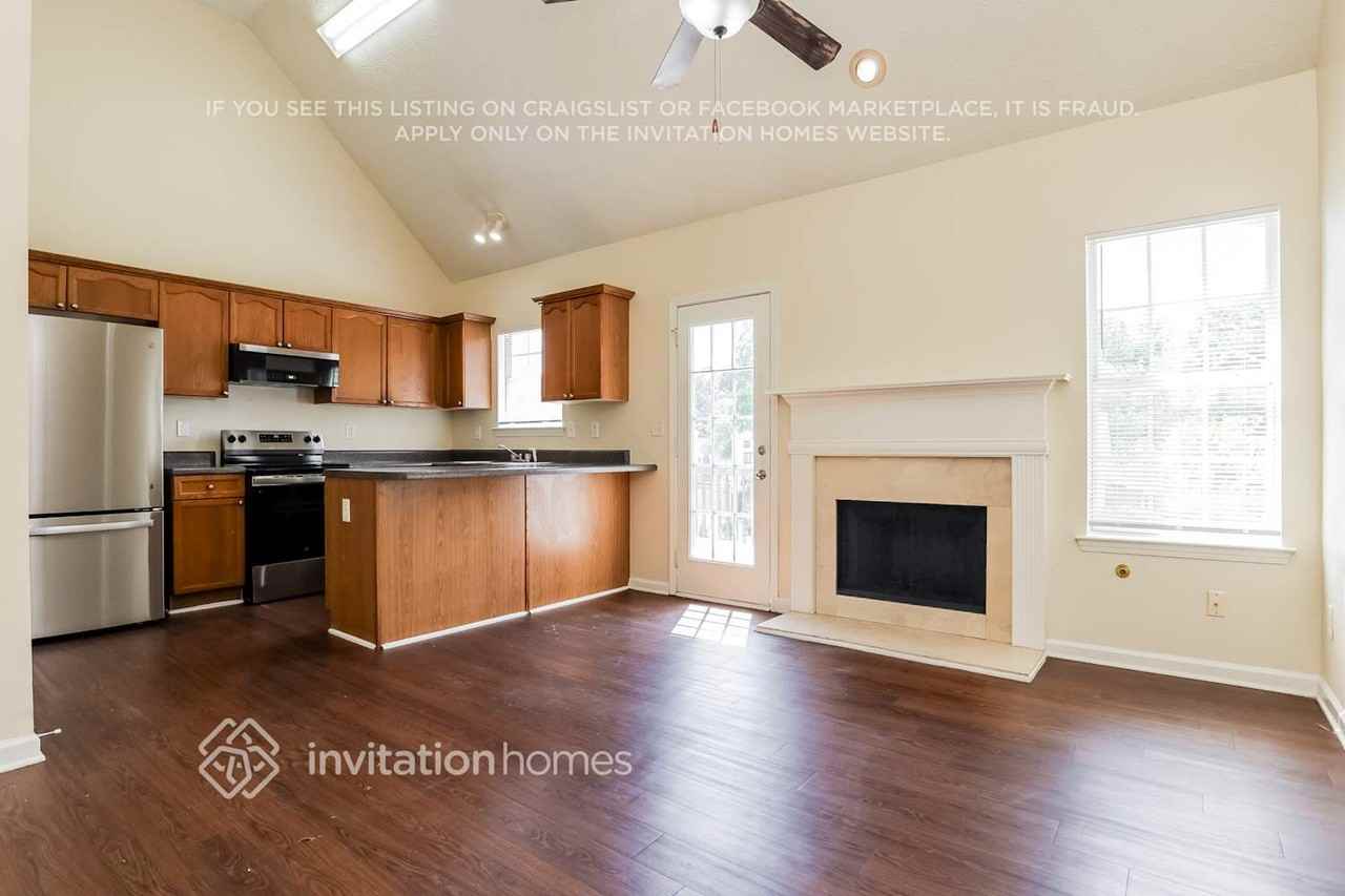 434 Limerick Way - Photo 4 of 18