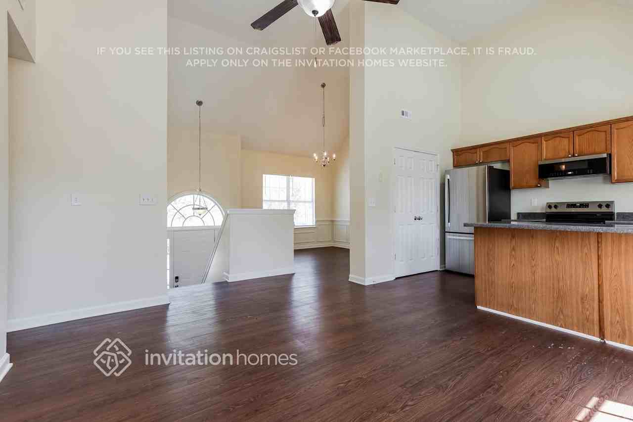 434 Limerick Way - Photo 5 of 18