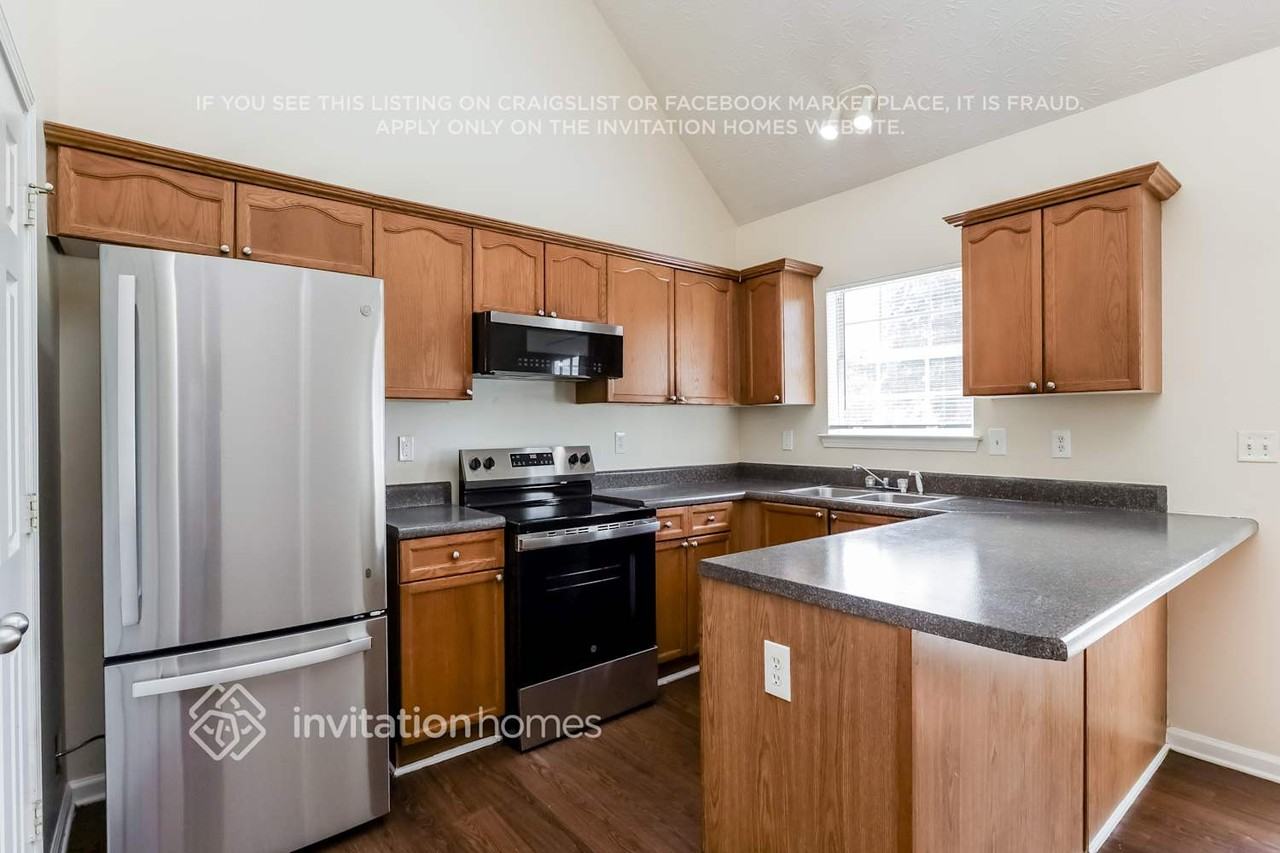 434 Limerick Way - Photo 7 of 18