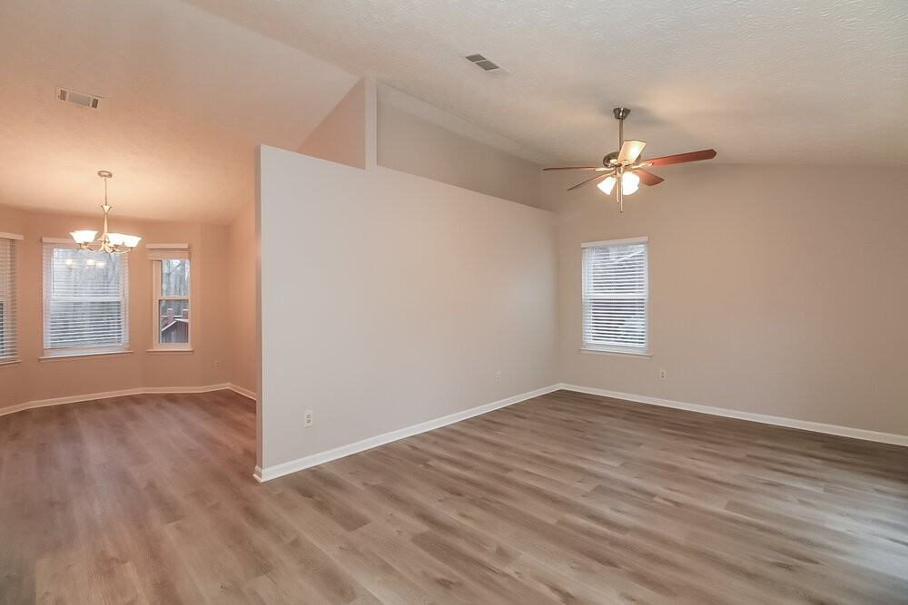 162 Blue Heron Dr - Photo 5 of 18