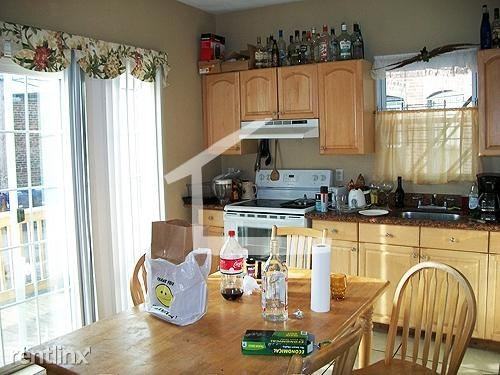 21 Highgate St - Photo 2 of 6