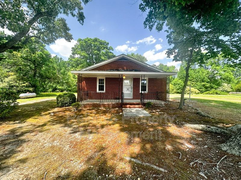 4471 Rains Crossroads Rd - Photo 5 of 16