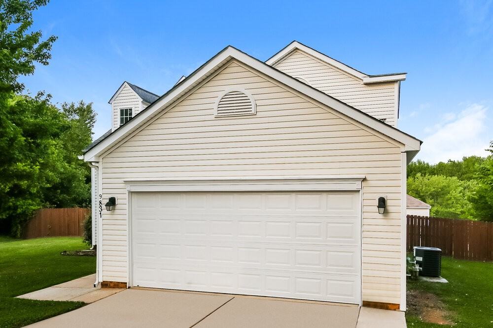 9831 Coriander Ct - Photo 4 of 17