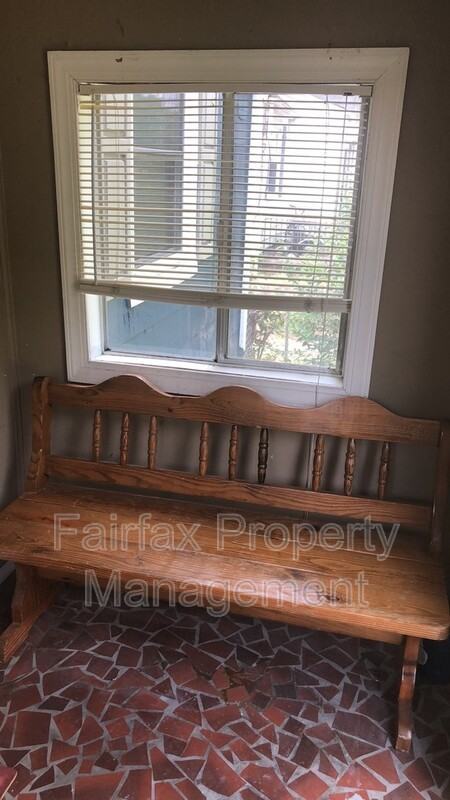 506 E Club Blvd - Photo 5 of 37