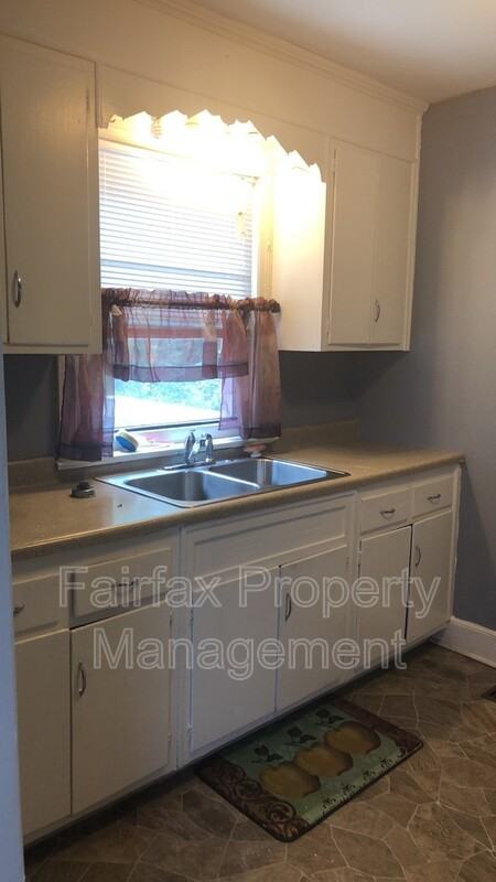 506 E Club Blvd - Photo 6 of 37
