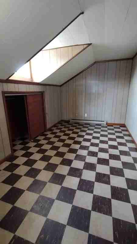 126 4th St Sw - Photo 7 of 10